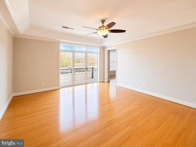 Photo - 5910 Great Star Dr Unit 304