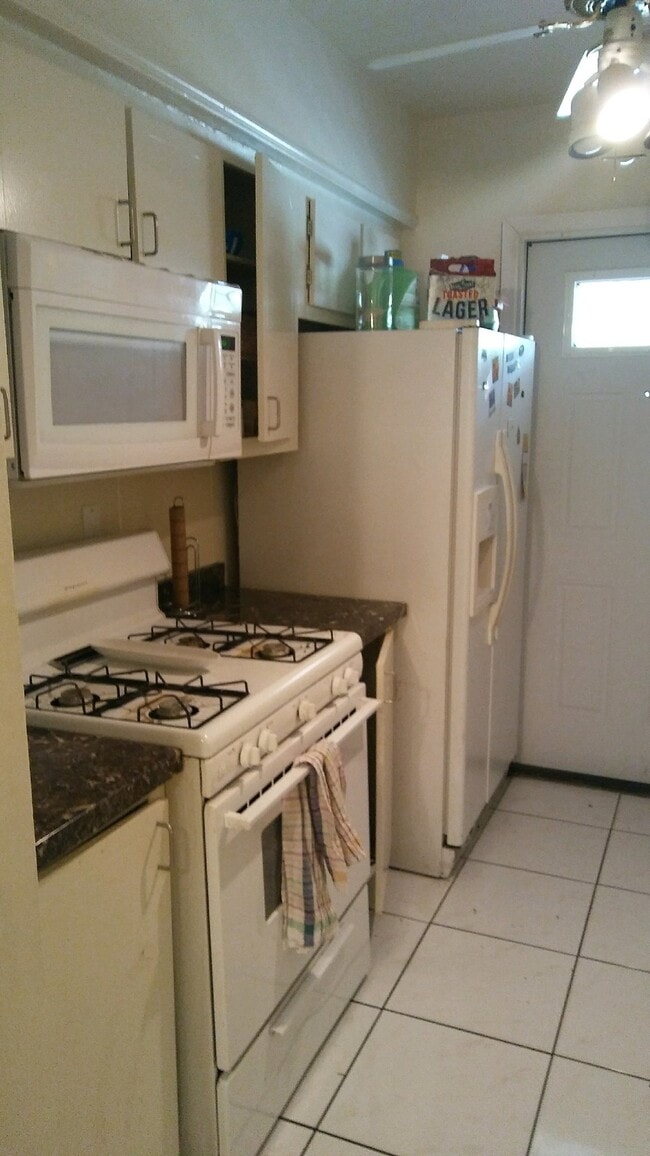 Photo - 260 SW 7th St
