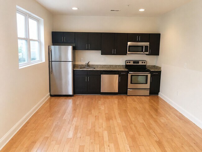 4128 Chester Ave Unidad 1R
