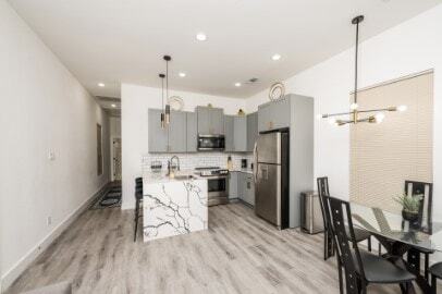 Photo - 2216 Dyson St