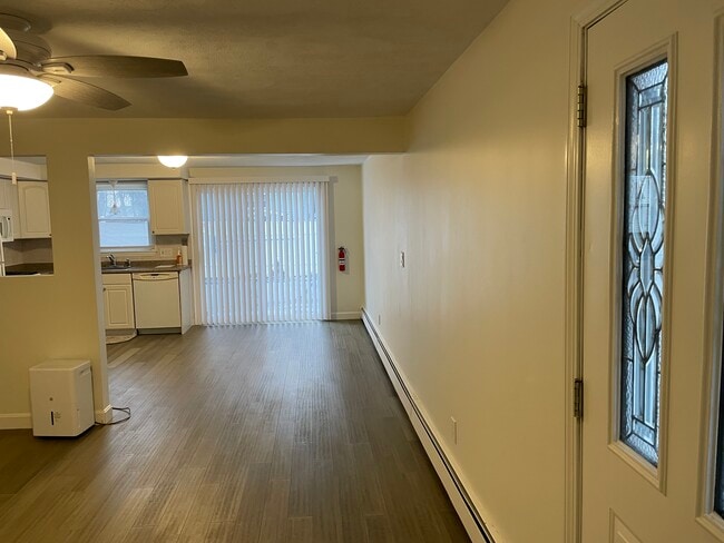 Photo - 88 Eustis St Unit 1st fl