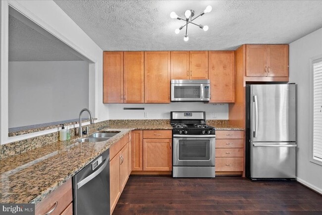 Building Photo - 2228 Hunters Run Dr Unit 2228