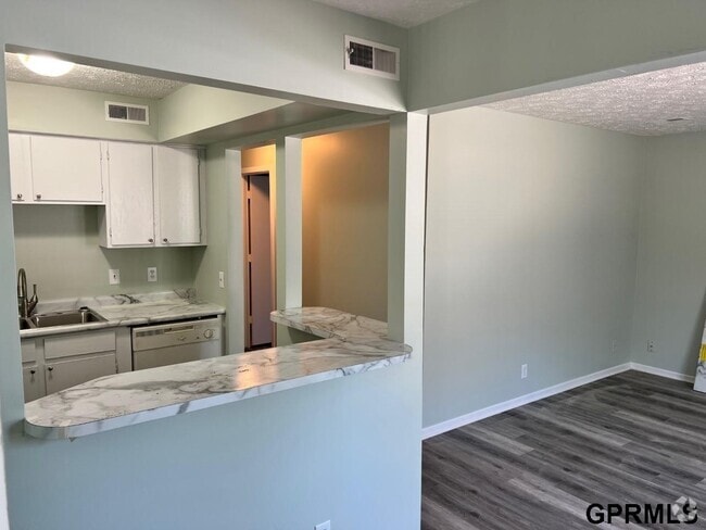 Building Photo - 1704 Wayne St Unit 6 Rental