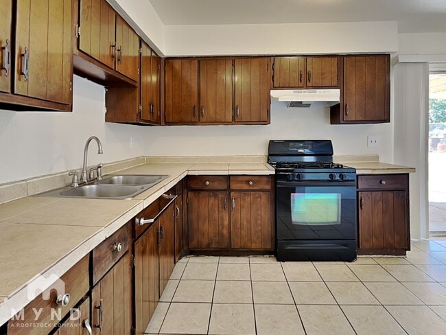 Photo - 15426 N Cactus Ln