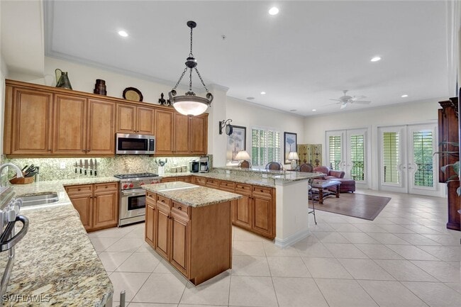 Photo - 2830 Tiburon Blvd E Unit 103