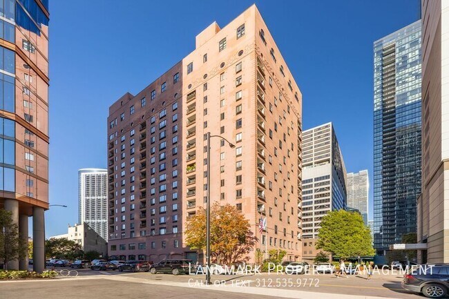 Building Photo - 345 N Canal St Unit 406 Rental