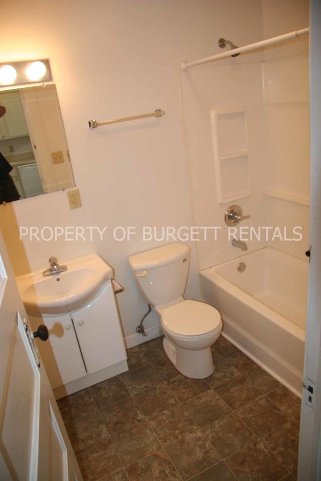 315 Sylvia St