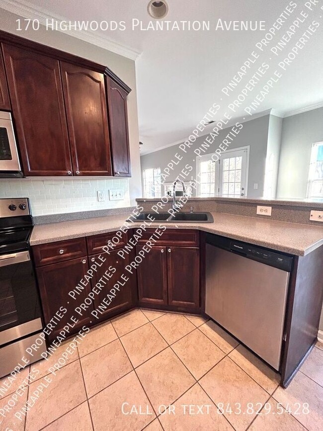 Photo - 170 Highwoods Plantation Ave