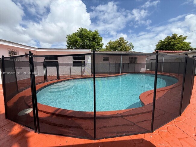 Photo - 1220 SW 78th Ave