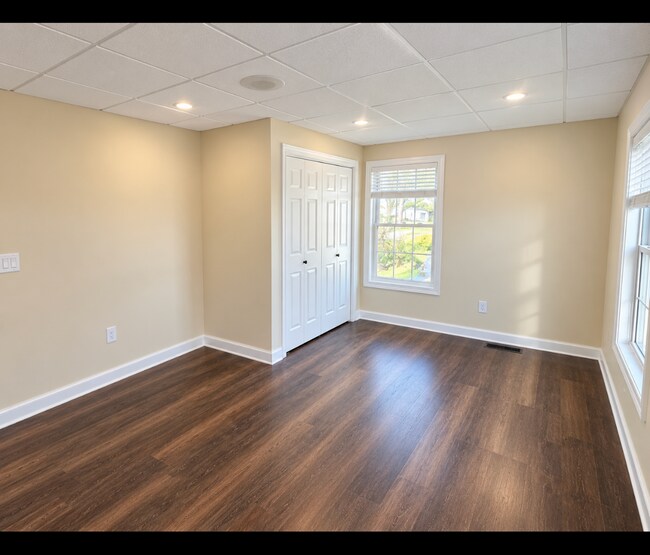 1913 Dover Rd Unit 4