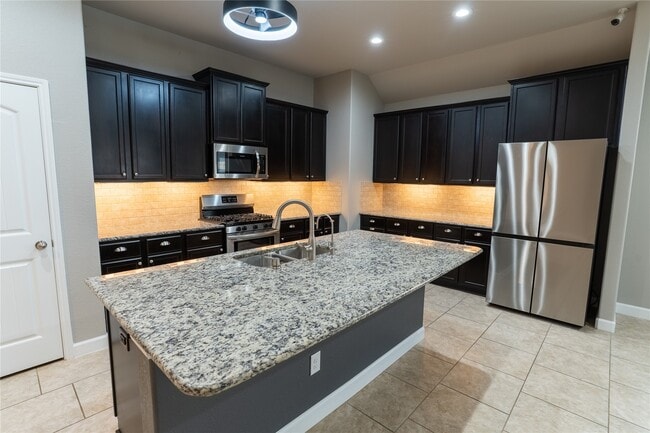 Photo - 2703 Osprey Ln