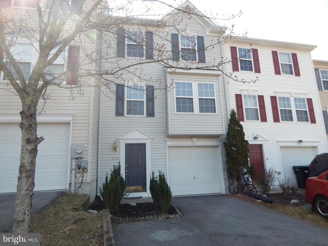 Photo - 606 Hupps Hill Ct Townhome