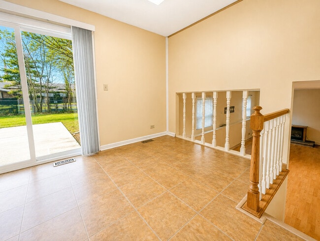 1329 Elm Dr
