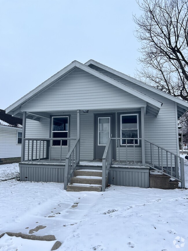 Building Photo - 1201 S Delphos St Rental