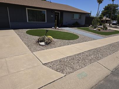 Photo - Beautiful EAST SIDE 4bd/2ba home with Huge Backyard!!!