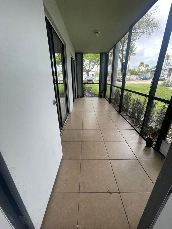 Photo - 20741 NE 4th Ct Condo Unit 102