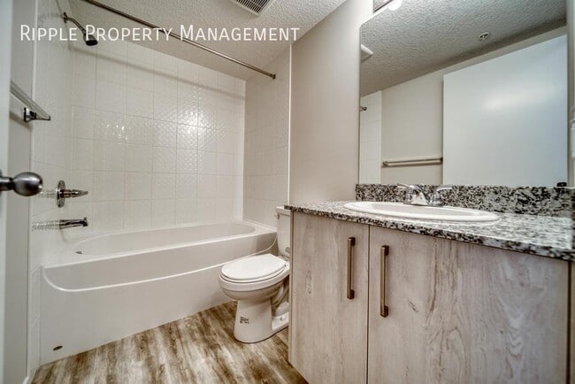 Photo - GREAT 2 BEDS/ 2 BATHS CONDO IN THE COMMUNITY OF SKYVIEW Unit 3322