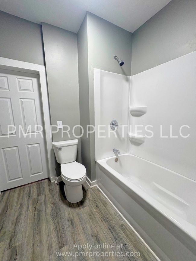 Photo - 2 Bedroom / 1 Bathroom