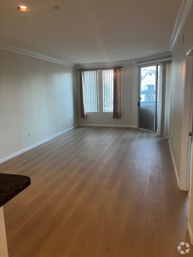 Building Photo - Unfurnished Meridian Luxury 1 Bed | 1 Ba C... Unit 219 Rental