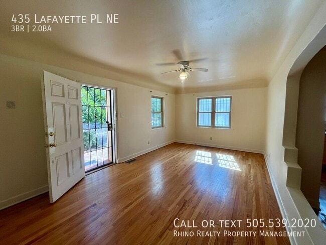 Photo - 435 Lafayette Pl NE