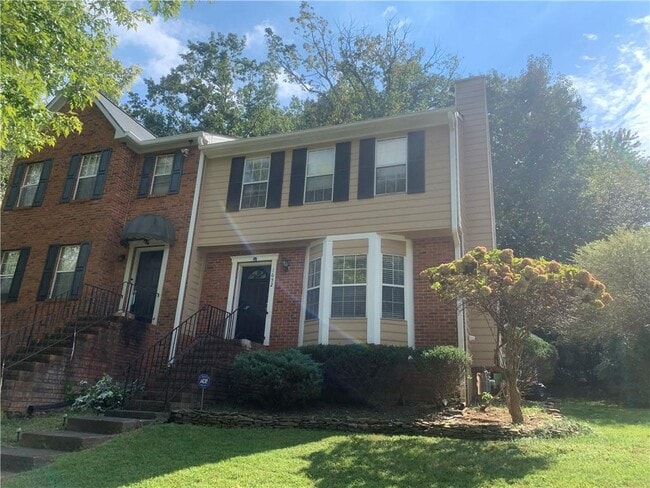 Photo - 1652 Grist Mill Dr