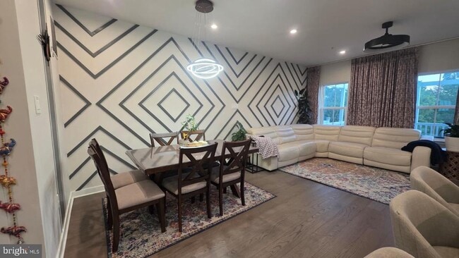 Photo - 252 Chase Dr
