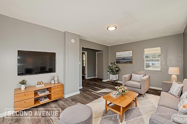 Building Photo - 2406 Indianapolis Ave