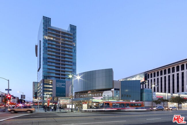 Building Photo - 3785 Wilshire Blvd Unit 1708 Rental