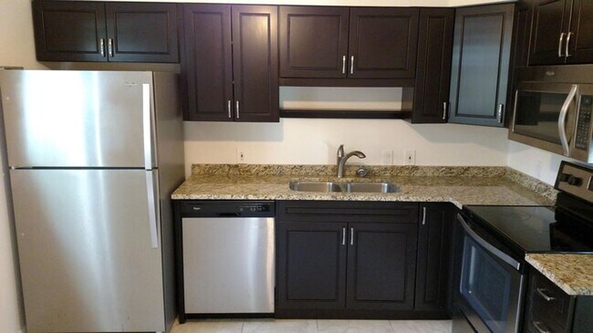 Photo - 630-632 SW 7th Ave