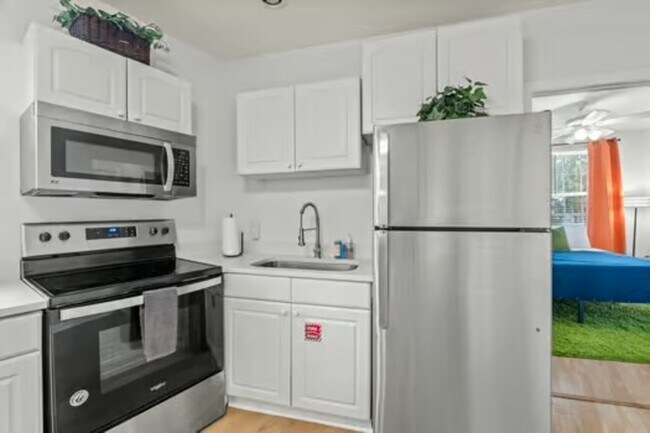 Photo - 214 San Marco Ave Unit Apt B
