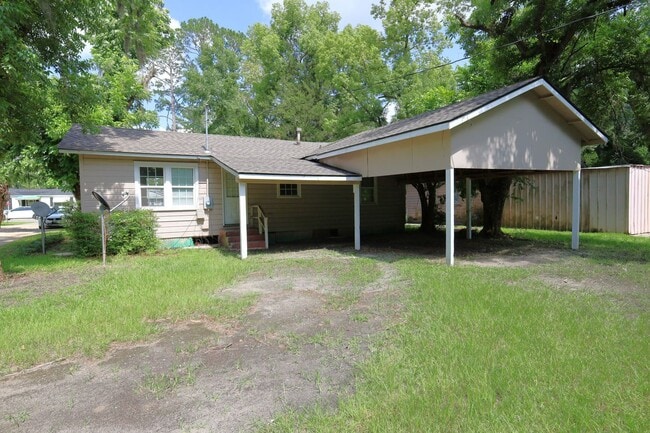 Photo - 1706 N Lee St