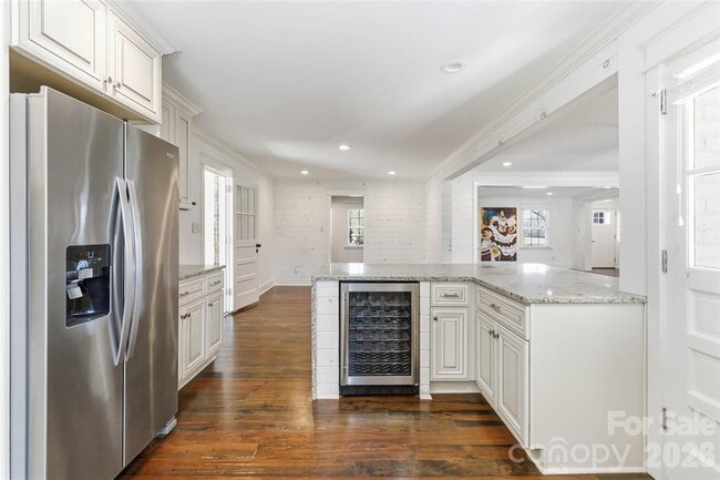 Photo - "Spacious 5-Bed, 3-Bath Sanctuary with 3,064 Sq Ft of Comfort in Waxhaw, NC!"