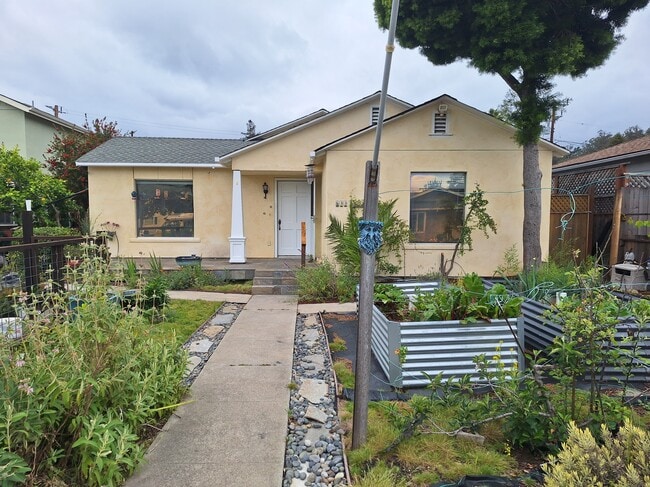 Photo - 633 Trevethan Ave Unidad Alley