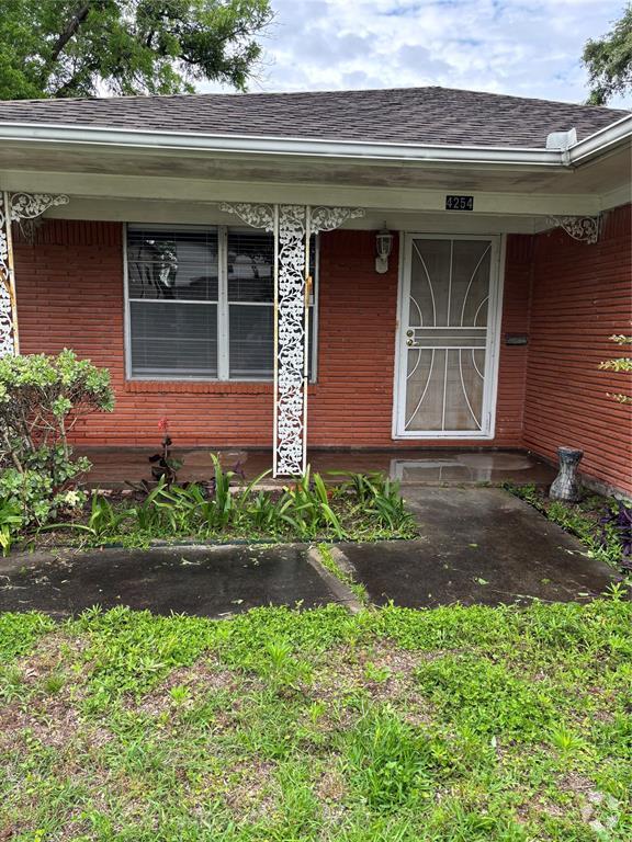 Building Photo - 4254 Albans Rd Rental