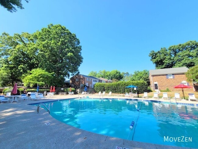 3003 Overton Dr Unit D