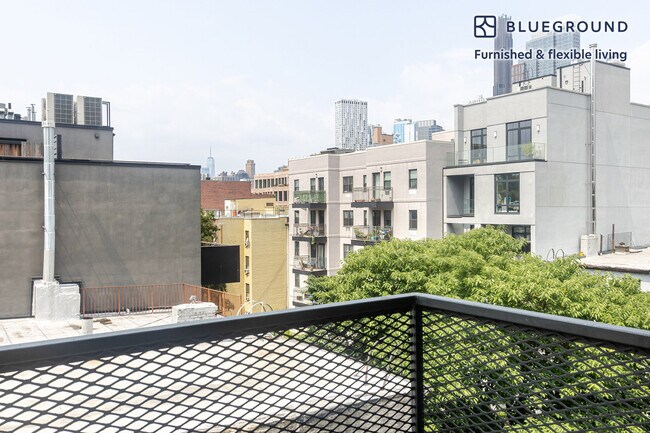 Photo - 82 4th Ave Unidad FL5-ID1927