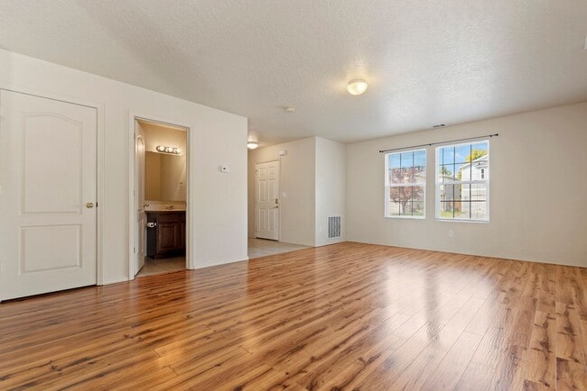 Photo - Very Clean 3 Bedroom Home with Community P...