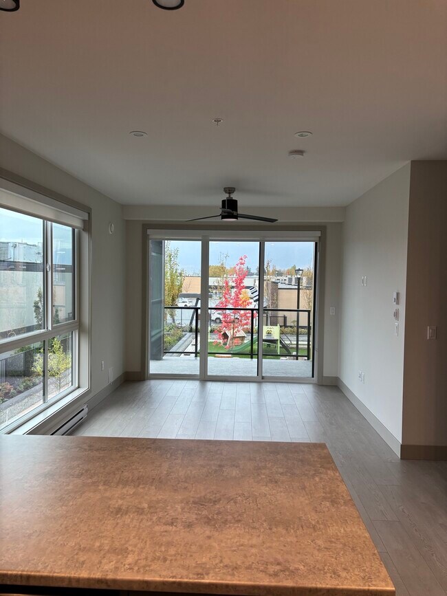 Photo - 45547-45547 Knight Rd