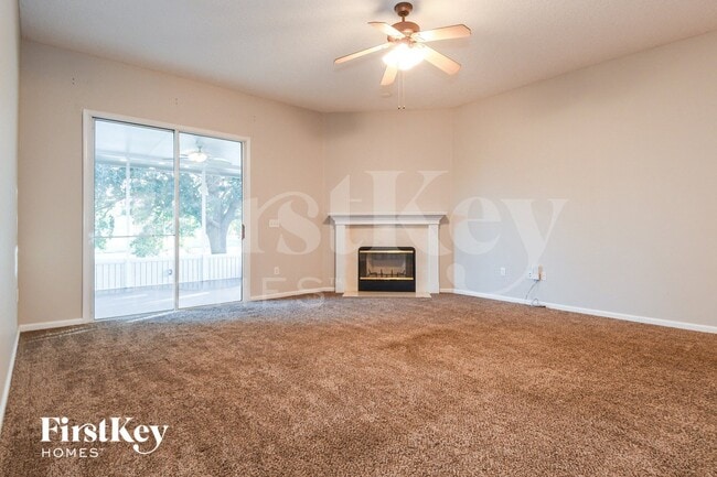 Photo - 848 MacKenzie Cir