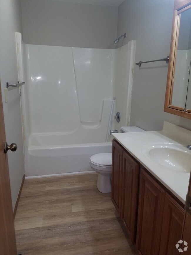 Building Photo - 101 S Bryan St Unit B Rental