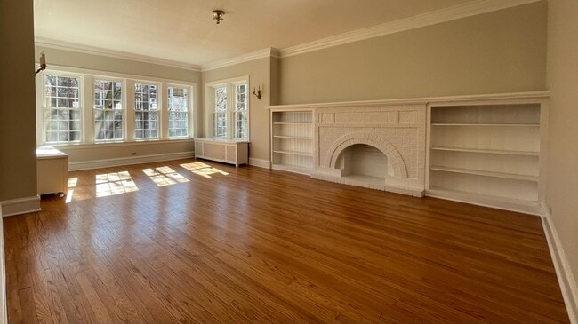Photo - 2734 W Winnemac Ave Unit Apt 2
