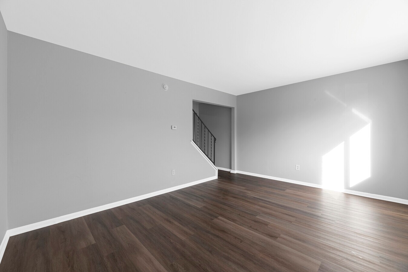 Photo - CHLOE TOWNHOMES (4PLEX 417 BARNETT)