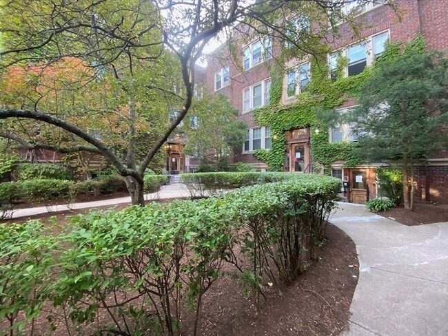 Photo - 97 Chester St Unit S2