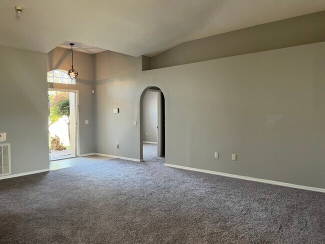 Photo - 1019 N Platte Way