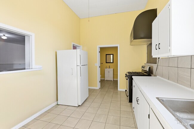 Photo - 19 S Green St Unidad 1