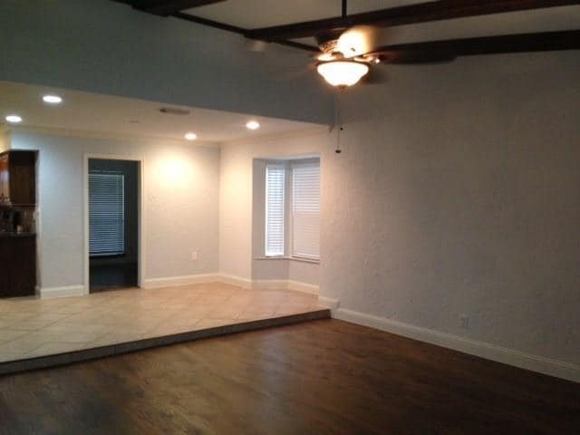 Photo - 4817 Roberts Dr