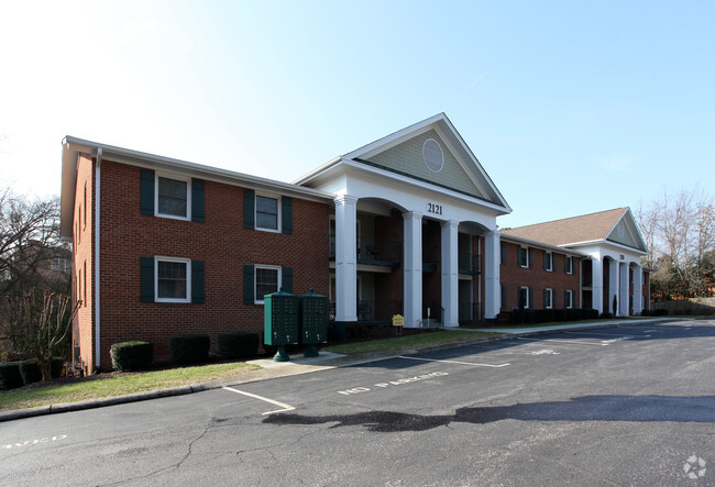 Brickettwood Apartments - Brickettwood Apartments