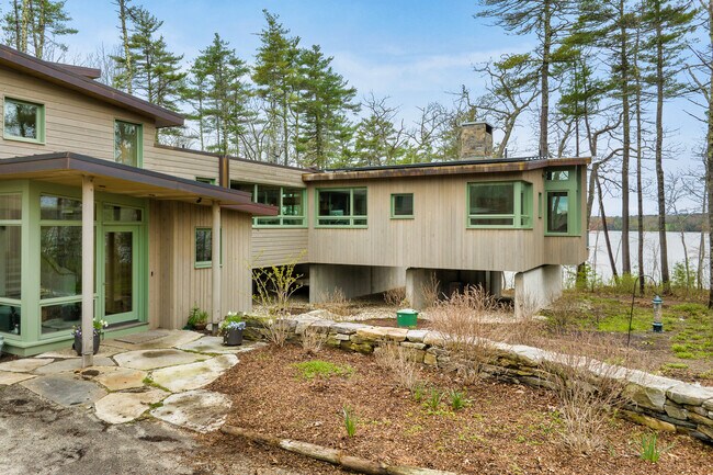 Photo - 14 Stanley Ln