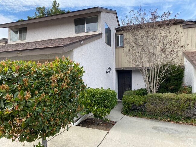 Building Photo - 302 Ranchwood Gln Rental