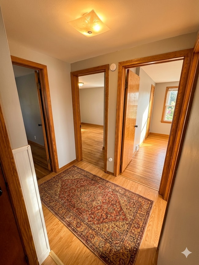 4067 Harlem Rd Unit Bottom